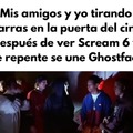 Mis amigos y yo tirando barras en el cine después de ver Scream 6