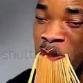 Will Smith comiendo spaghetti hecho con IA completo y con audio
