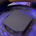 Hypnotic painting pouring