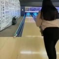 Trucco per fare uno strike nel bowling