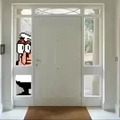Le abres la puerta a peppino?