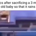 Aztecas luego de sacrificaar a un bebé de 3 meses de edad, sólo para que lloviera: