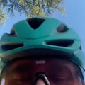 "pou ciclista :pukecereal:", subido por nosoysigma desde el servidor La Cueva de las Botellas